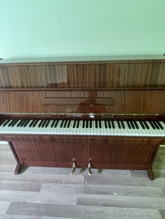 Pianíno Weinbach